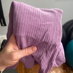 Lululemon ebb to street crop size 4